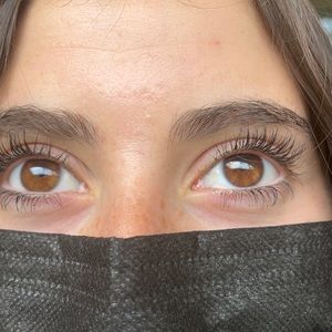 eyelash (sold individually)